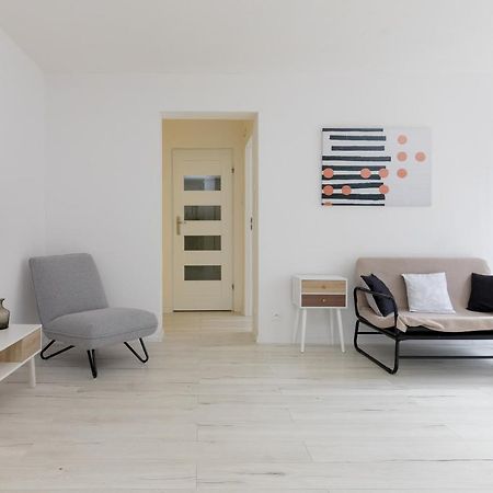 Rondo Onz Sunny Apartment Warschau Buitenkant foto