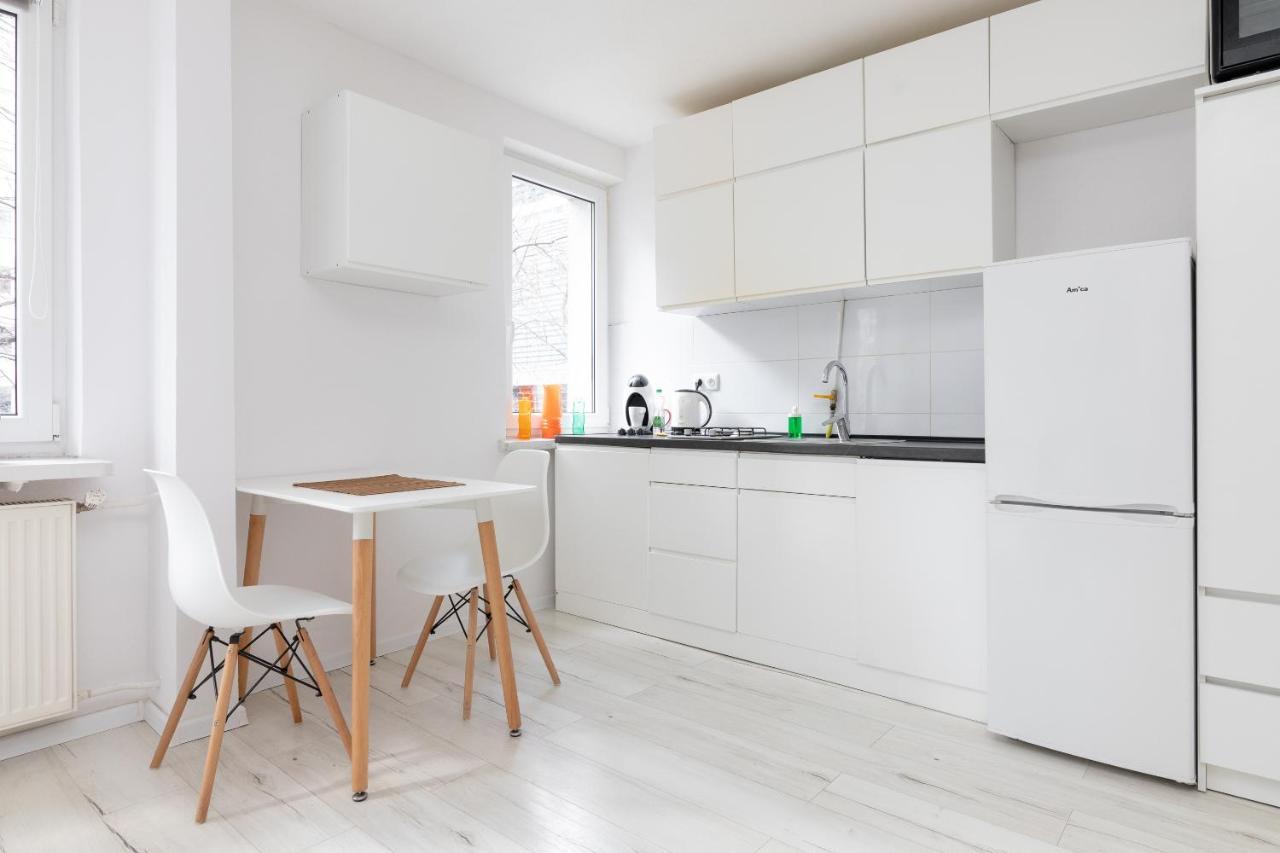 Rondo Onz Sunny Apartment Warschau Buitenkant foto