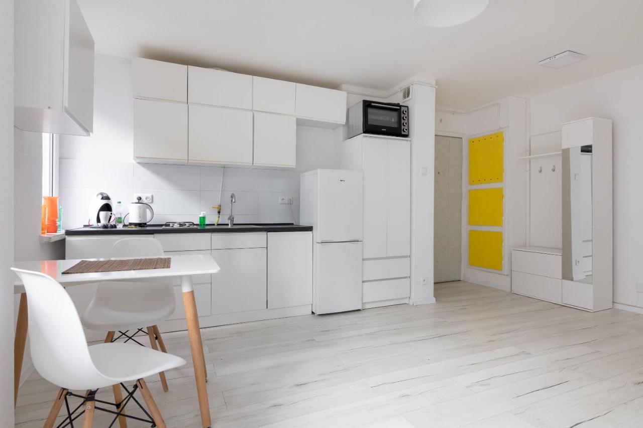 Rondo Onz Sunny Apartment Warschau Buitenkant foto