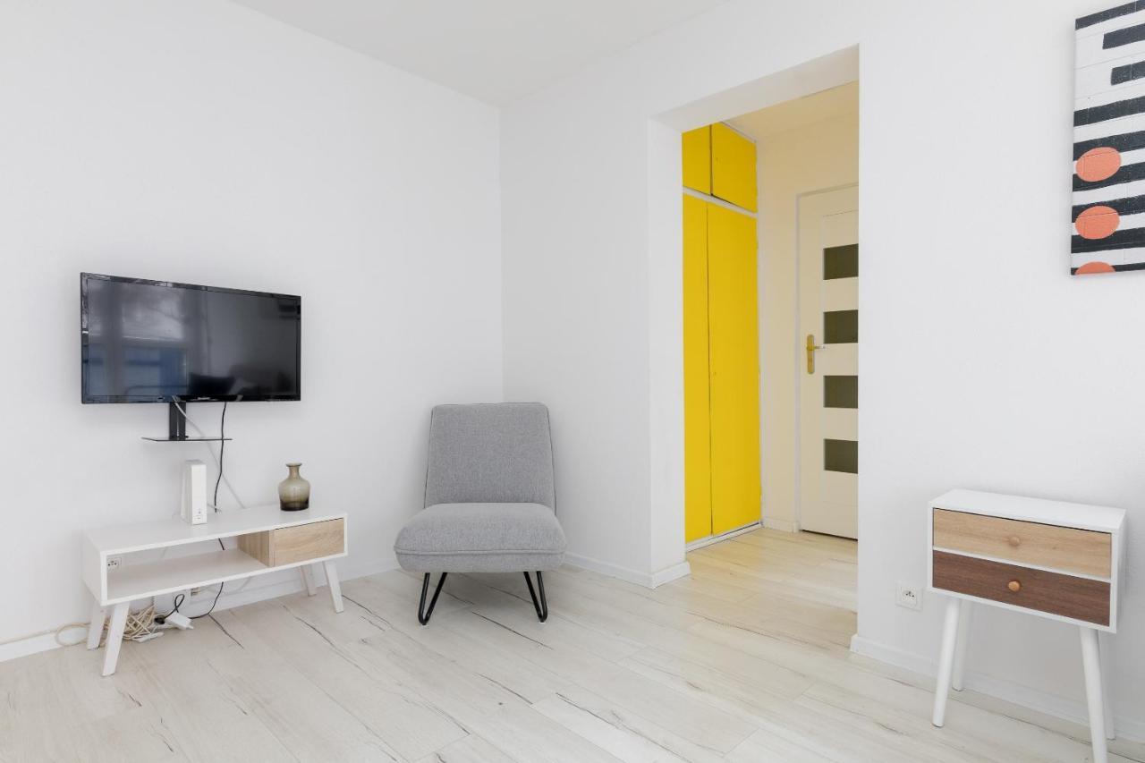 Rondo Onz Sunny Apartment Warschau Buitenkant foto